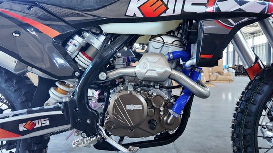 KEWS K16 YBS300 300cc Enduro motor met Loncin motor
